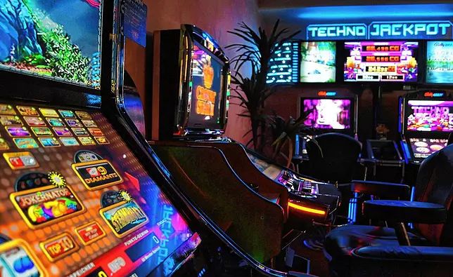 پاکستان میں Black Lotus Casino کا آن لائن کیسینو سیکشن کھولیں۔